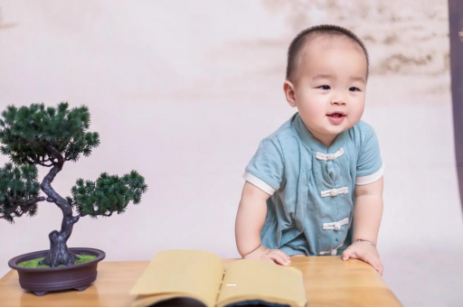 长沙供卵代怀宝宝爱吐奶是什么原因